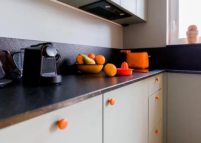 Apartamento Orange And Towers