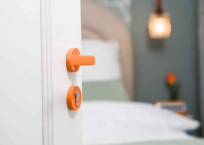 Orange And Towers Apartment